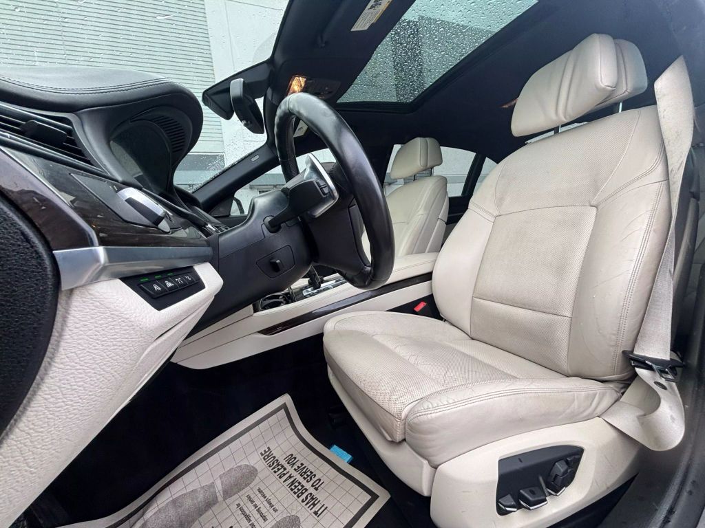 2014 Bmw 7 Series - Image 14 2014 Bmw 7 Series - Image 14