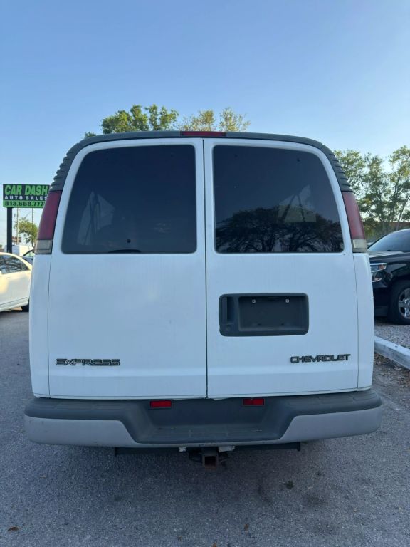 2002 CHEVROLET EXPRESS 3500 PASSENGER PASSENGER V8, 5.7 LITER VAN