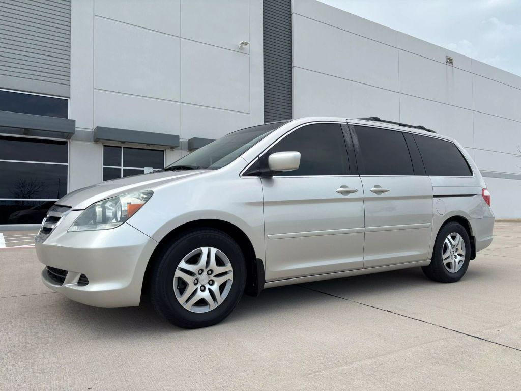 2007 Honda Odyssey - Image 3 2007 Honda Odyssey - Image 3