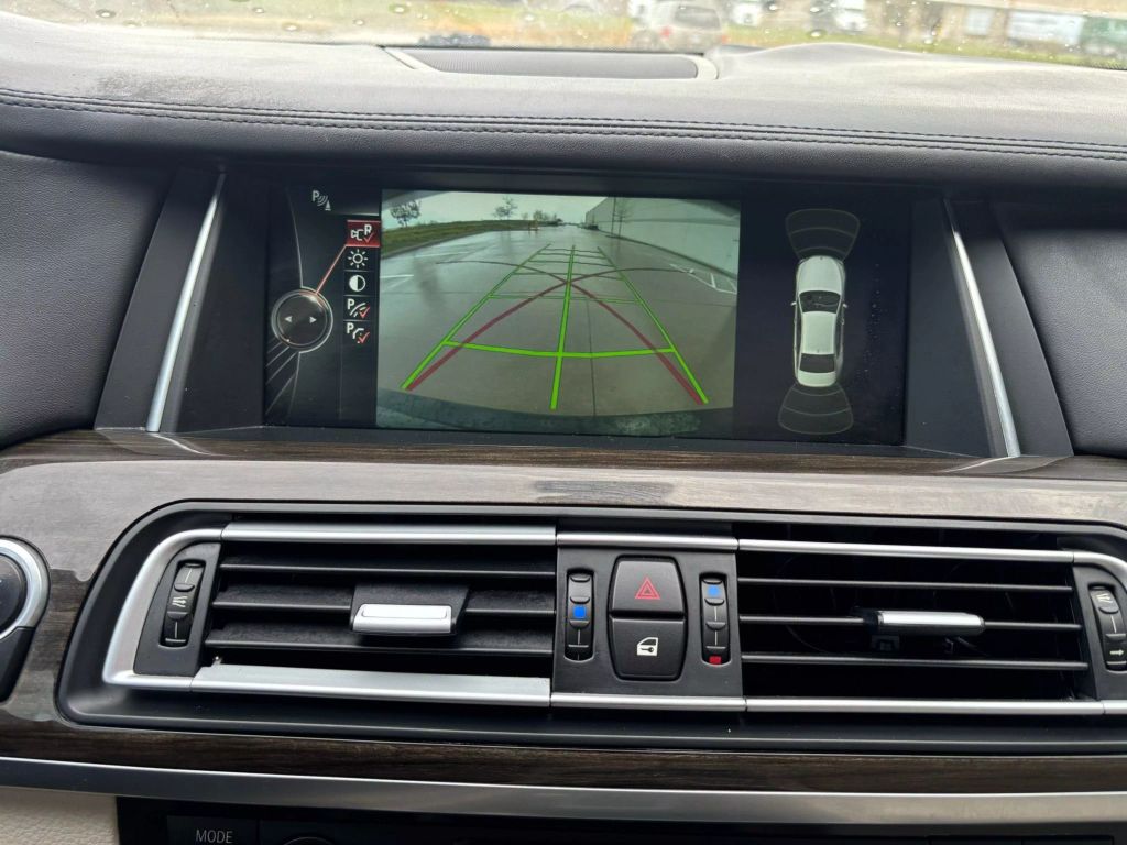 2014 Bmw 7 Series - Image 22 2014 Bmw 7 Series - Image 22