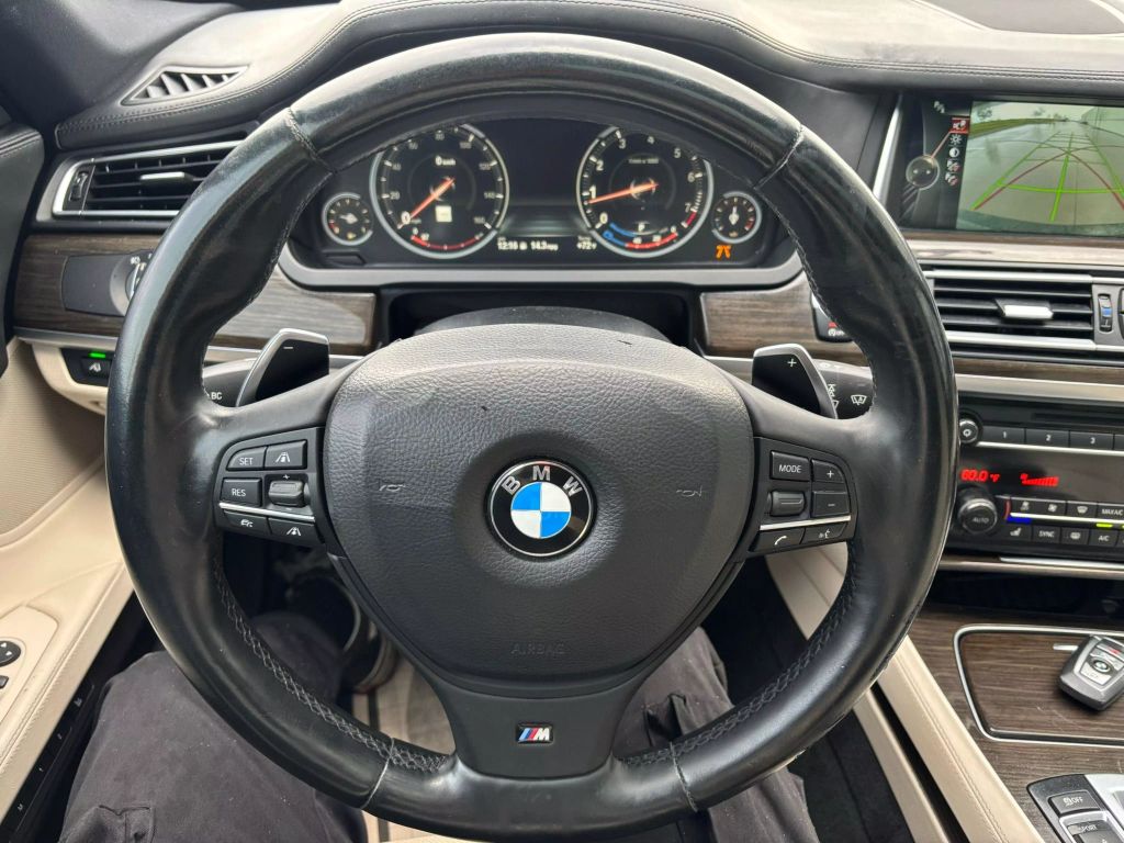 2014 Bmw 7 Series - Image 25 2014 Bmw 7 Series - Image 25
