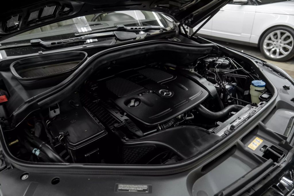 2014 MERCEDES-BENZ M-CLASS SUV V6, 3.5 LITER ML 350 4MATIC SPORT UTILITY 4D