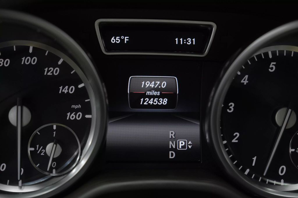 2014 MERCEDES-BENZ M-CLASS SUV V6, 3.5 LITER ML 350 4MATIC SPORT UTILITY 4D