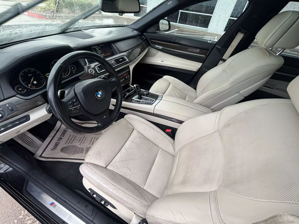 2014 Bmw 7 Series - Image 13 2014 Bmw 7 Series - Image 13