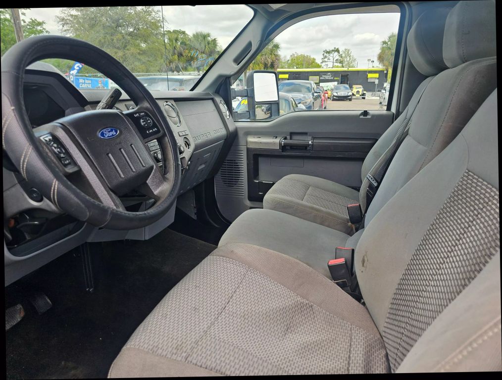 2016 Ford F450 Super Duty Regular Cab & Chassis - Image 10 2016 Ford F450 Super Duty Regular Cab & Chassis - Image 10