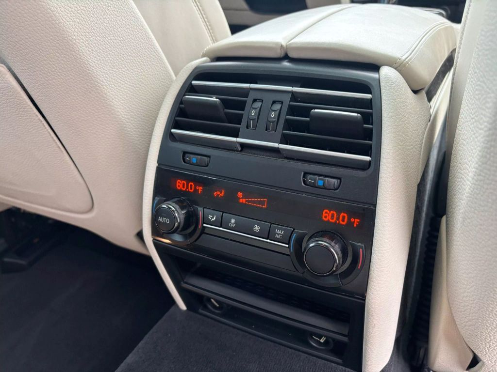 2014 Bmw 7 Series - Image 19 2014 Bmw 7 Series - Image 19