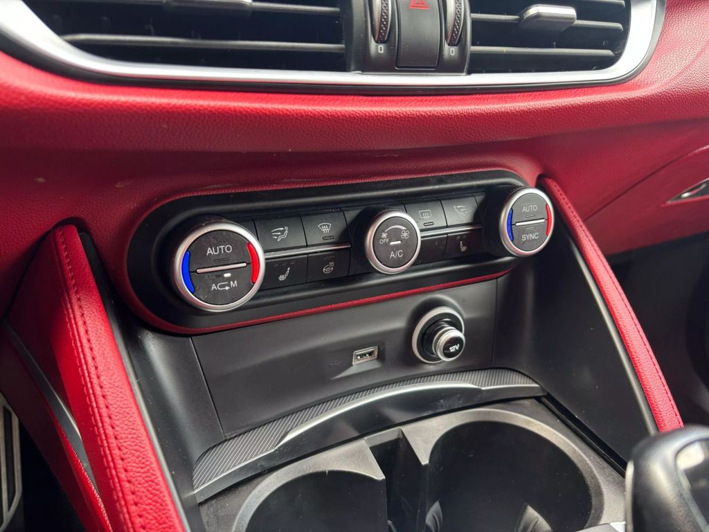2018 Alfa Romeo Stelvio - Image 22 2018 Alfa Romeo Stelvio - Image 22