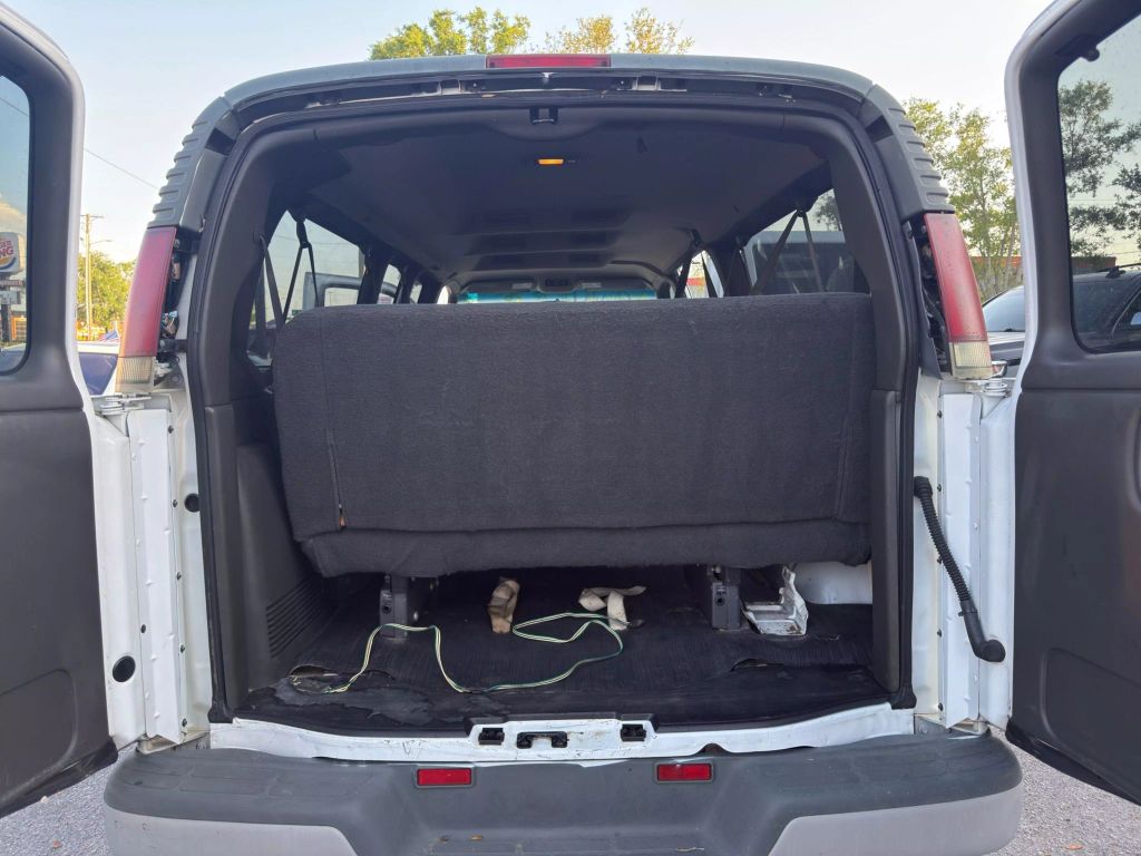 2002 CHEVROLET EXPRESS 3500 PASSENGER PASSENGER V8, 5.7 LITER VAN