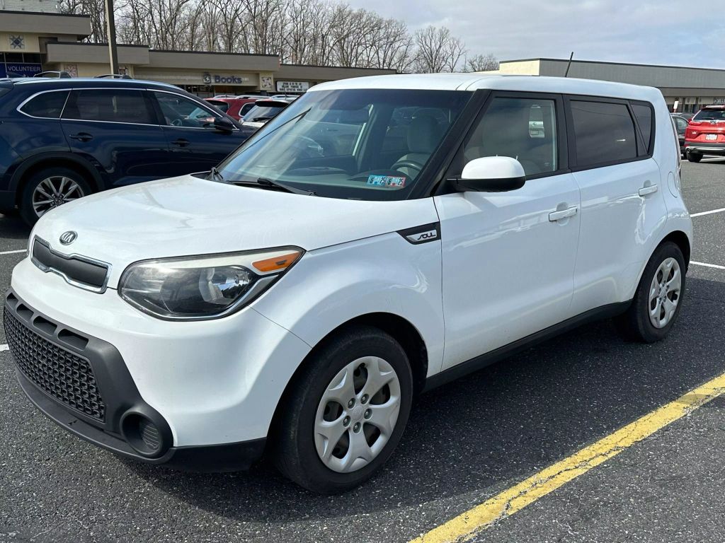 Used 2015 Kia Soul Base with VIN KNDJN2A24F7125990 for sale in Souderton, PA