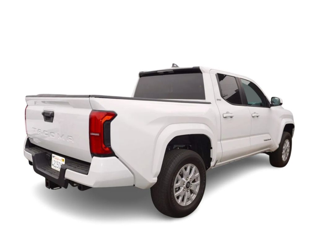 2024 TOYOTA TACOMA DOUBLE CAB PICKUP 4-CYL, I-FORCE, TURBO, 2.4 LITER SR PICKUP 4D 5 FT