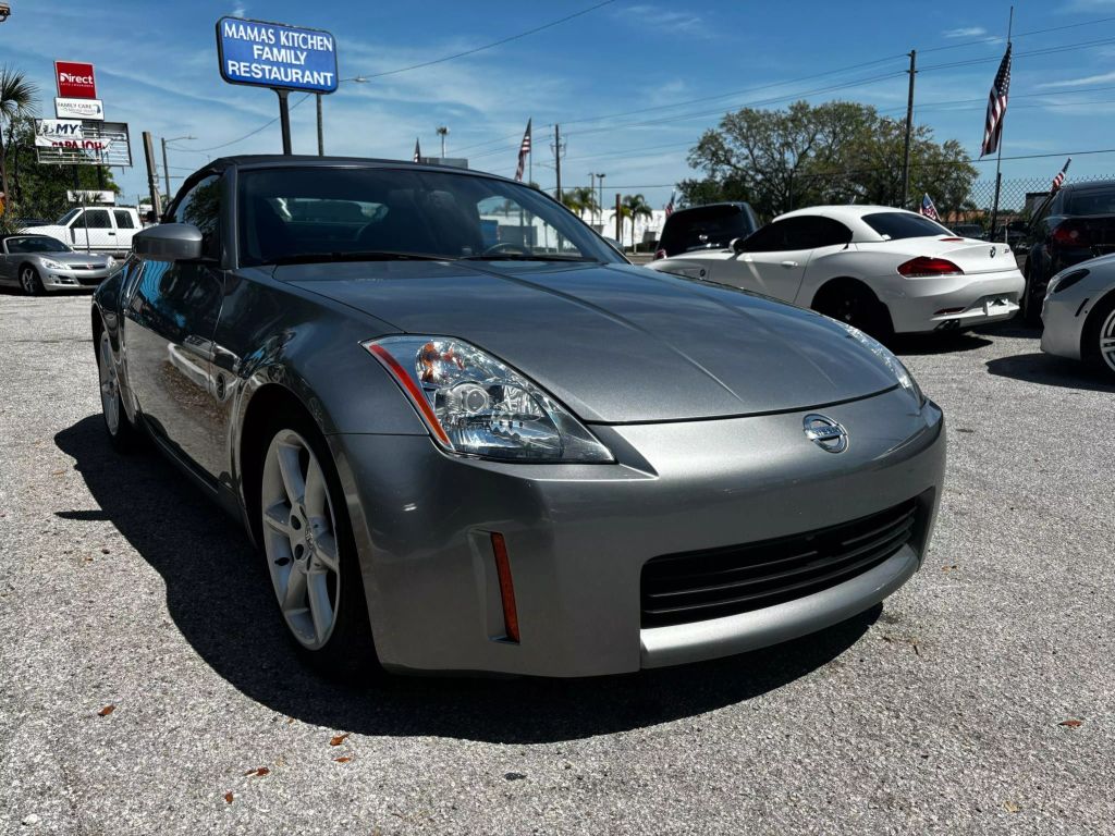 2004 NISSAN 350Z CONVERTIBLE V6, 3.5 LITER TOURING ROADSTER 2D