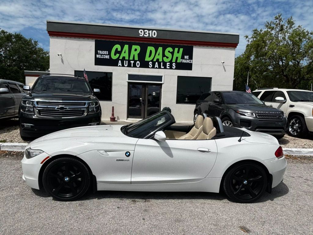 2011 BMW Z4 CONVERTIBLE 6-CYL, 3.0 LITER SDRIVE30I ROADSTER 2D
