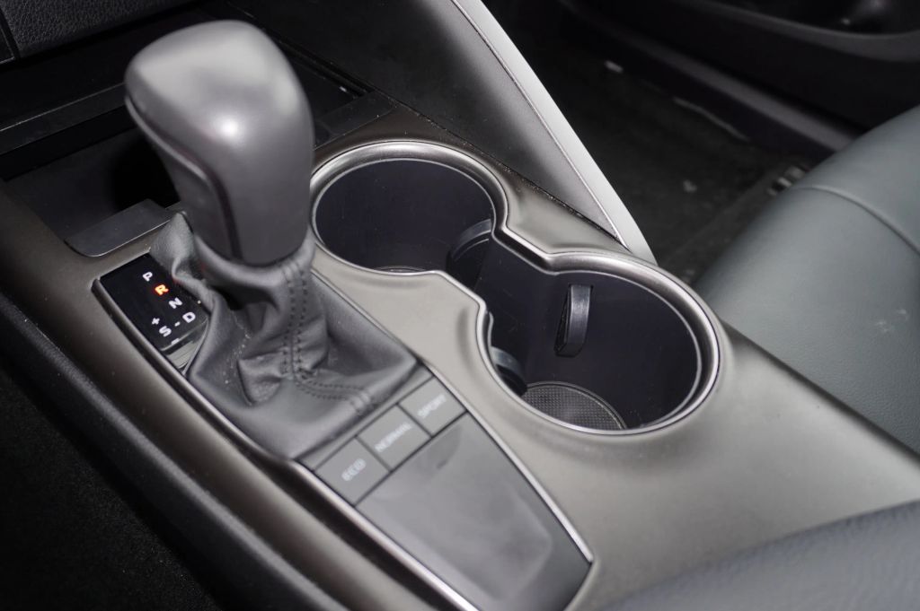 2024 TOYOTA CAMRY SEDAN 4-CYL, 2.5 LITER SE SEDAN 4D