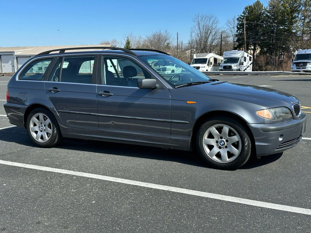Used 2002 BMW 3 Series Base with VIN WBAEP33412PF01281 for sale in Souderton, PA