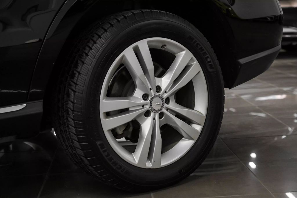 2014 MERCEDES-BENZ M-CLASS SUV V6, 3.5 LITER ML 350 4MATIC SPORT UTILITY 4D
