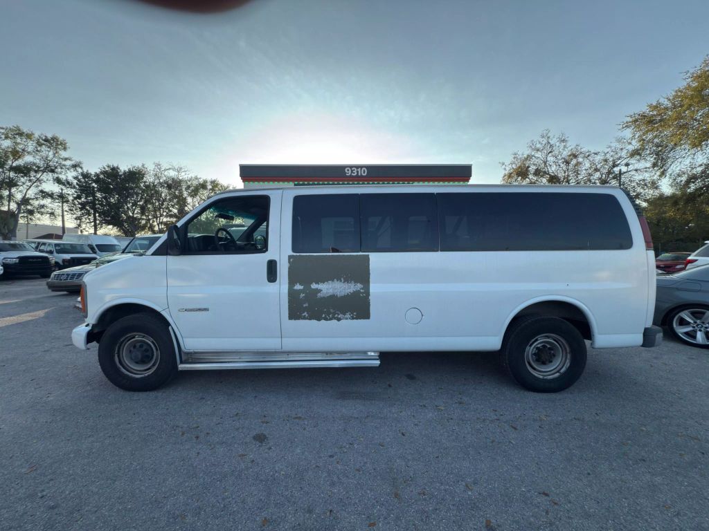 2002 CHEVROLET EXPRESS 3500 PASSENGER PASSENGER V8, 5.7 LITER VAN