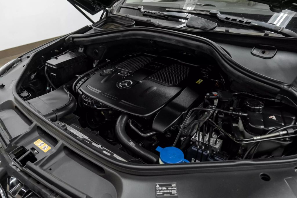 2014 MERCEDES-BENZ M-CLASS SUV V6, 3.5 LITER ML 350 4MATIC SPORT UTILITY 4D