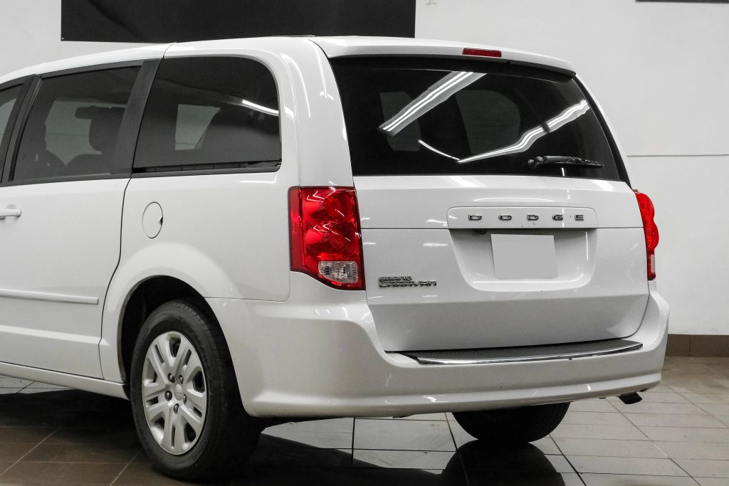 2017 DODGE GRAND CARAVAN PASSENGER PASSENGER V6, FLEX FUEL, 3.6 LITER SE MINIVAN 4D