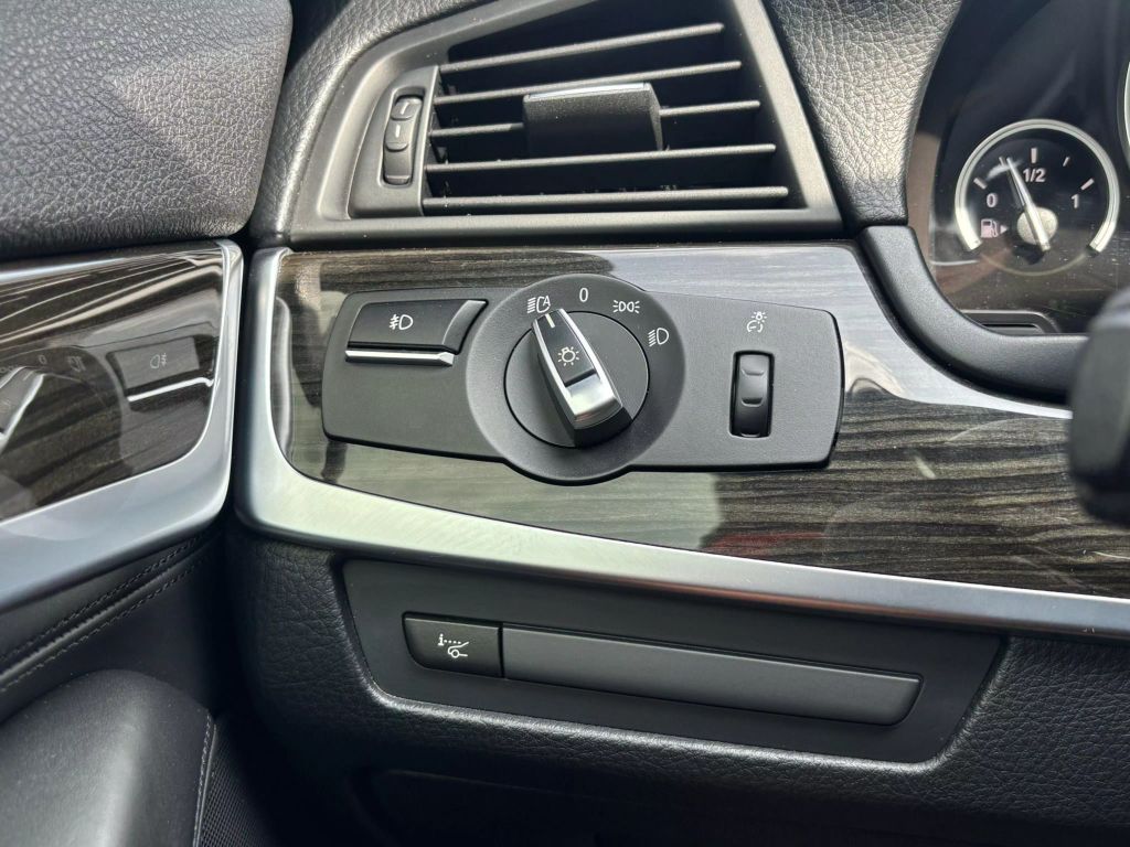 2015 Bmw 5 Series - Image 27 2015 Bmw 5 Series - Image 27