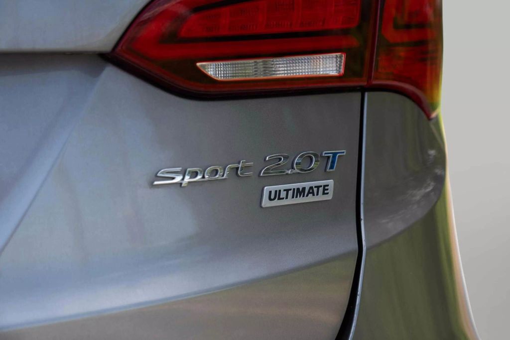 2018 HYUNDAI SANTA FE SPORT SUV 4-CYL, TURBO, GDI, 2.0 LITER 2.0T ULTIMATE SPORT UTILITY 4D