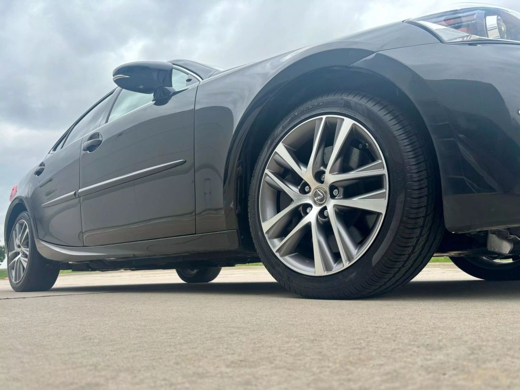 2020 Lexus Is - Image 9 2020 Lexus Is - Image 9