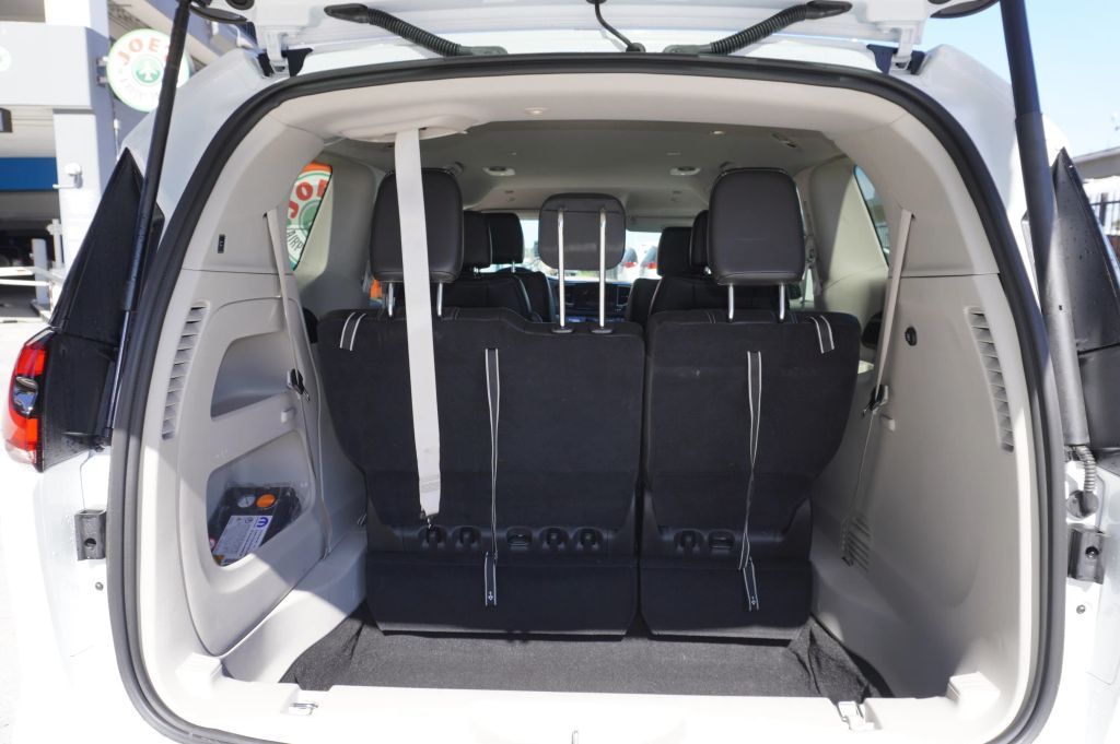2023 CHRYSLER PACIFICA VAN V6, 3.6 LITER TOURING L VAN 4D