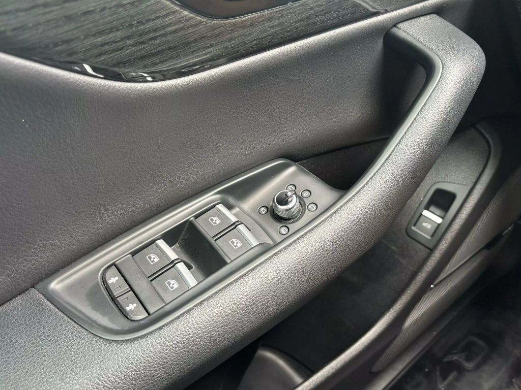 2018 Audi Q7 - Image 32 2018 Audi Q7 - Image 32