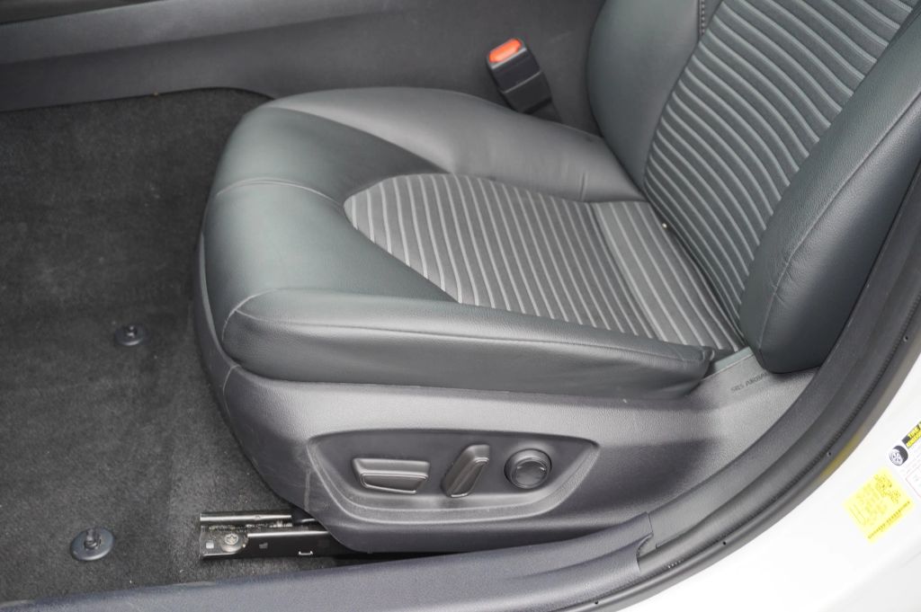 2024 TOYOTA CAMRY SEDAN 4-CYL, 2.5 LITER SE SEDAN 4D