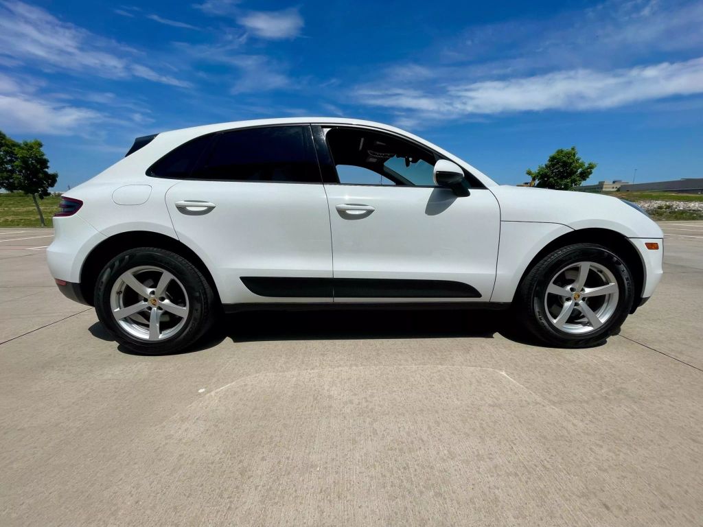 2017 Porsche Macan - Image 7 2017 Porsche Macan - Image 7