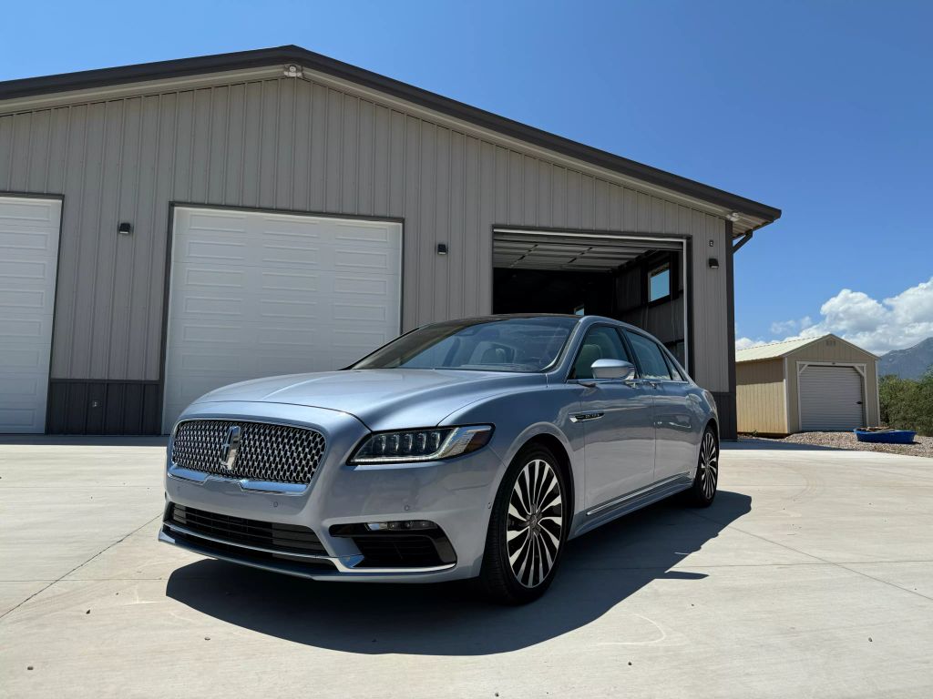 2020 Lincoln Continental Black Label
