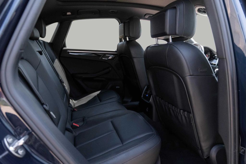 2021 PORSCHE MACAN SUV V6, TURBO, 3.0 LITER S SPORT UTILITY 4D