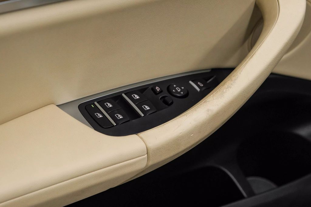 2019 BMW X3 SUV 4-CYL, TURBO, 2.0 LITER SDRIVE30I SPORT UTILITY 4D