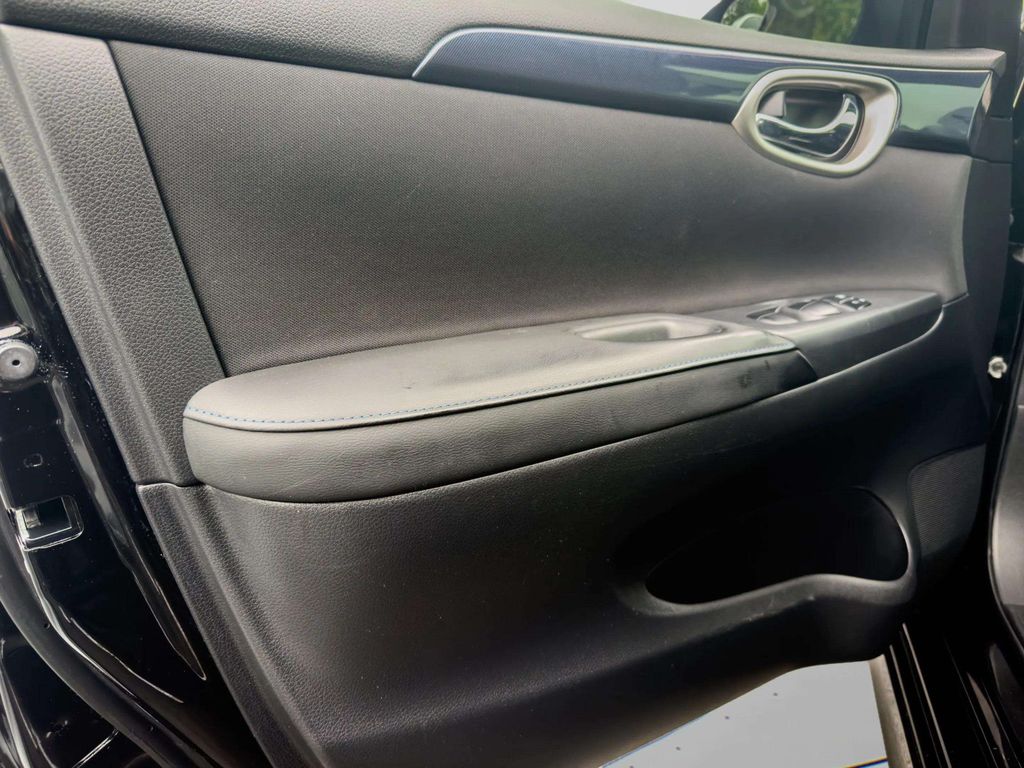 2019 NISSAN SENTRA SEDAN 4-CYL, 1.8 LITER SR SEDAN 4D