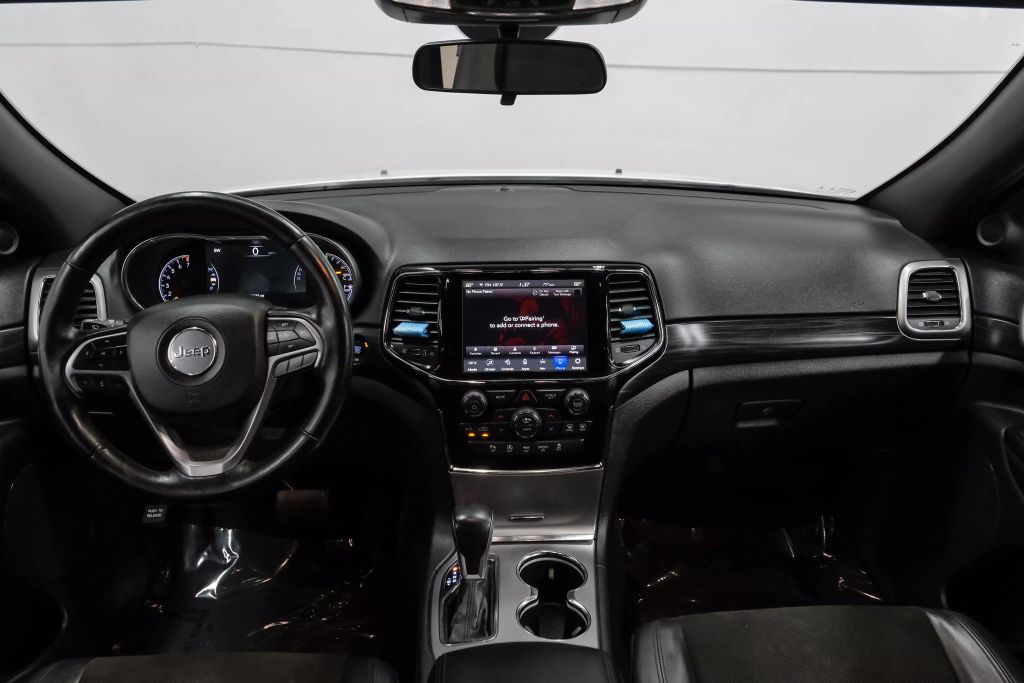2021 JEEP GRAND CHEROKEE SUV V6, VVT, 3.6 LITER LAREDO X SPORT UTILITY 4D
