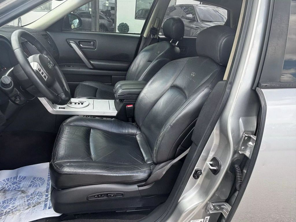 2004 INFINITI FX SUV V6, 3.5 LITER FX35 SPORT UTILITY 4D