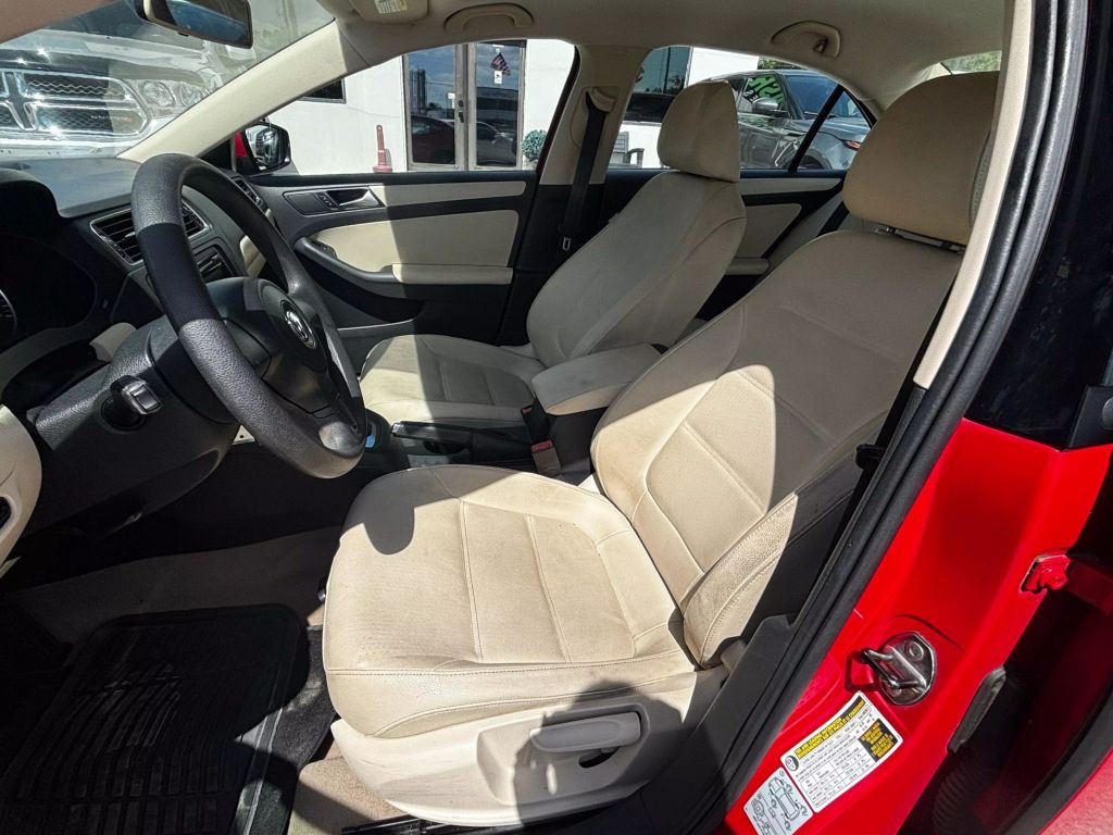 2012 VOLKSWAGEN JETTA SEDAN 5-CYL, PZEV, 2.5 LITER 2.5L SE SEDAN 4D