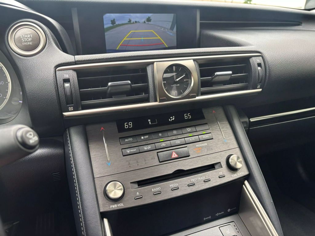 2020 Lexus Is - Image 21 2020 Lexus Is - Image 21