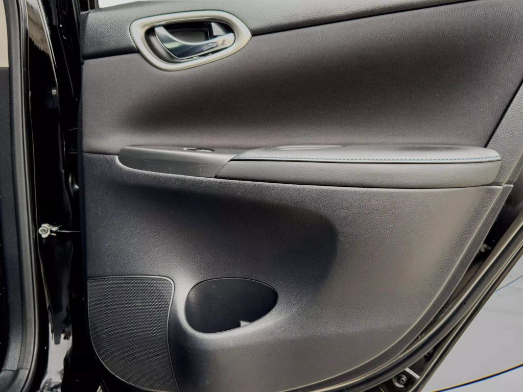 2019 NISSAN SENTRA SEDAN 4-CYL, 1.8 LITER SR SEDAN 4D