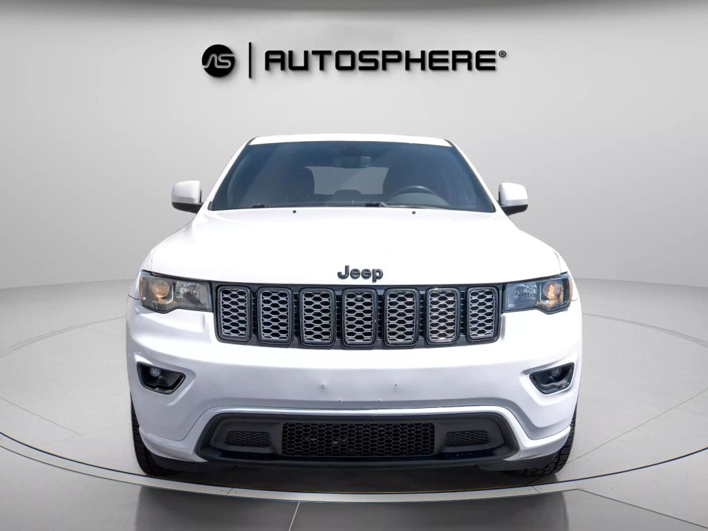 2018 JEEP GRAND CHEROKEE SUV V6, VVT, 3.6 LITER ALTITUDE SPORT UTILITY 4D