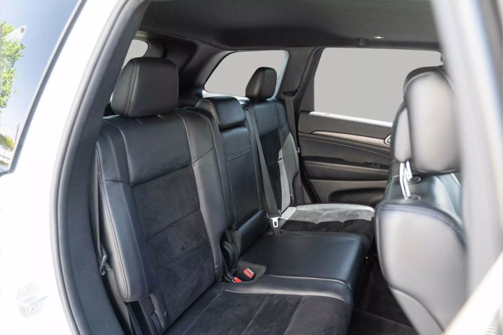 2018 JEEP GRAND CHEROKEE SUV V6, VVT, 3.6 LITER ALTITUDE SPORT UTILITY 4D