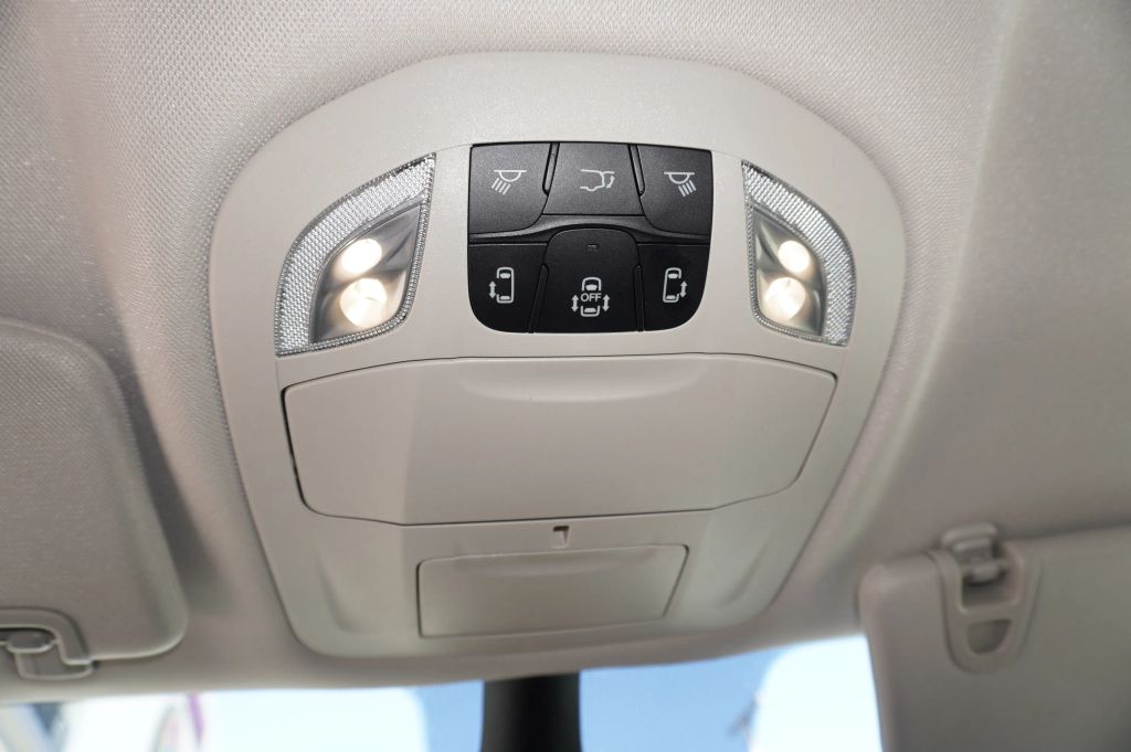 2023 CHRYSLER PACIFICA VAN V6, 3.6 LITER TOURING L VAN 4D