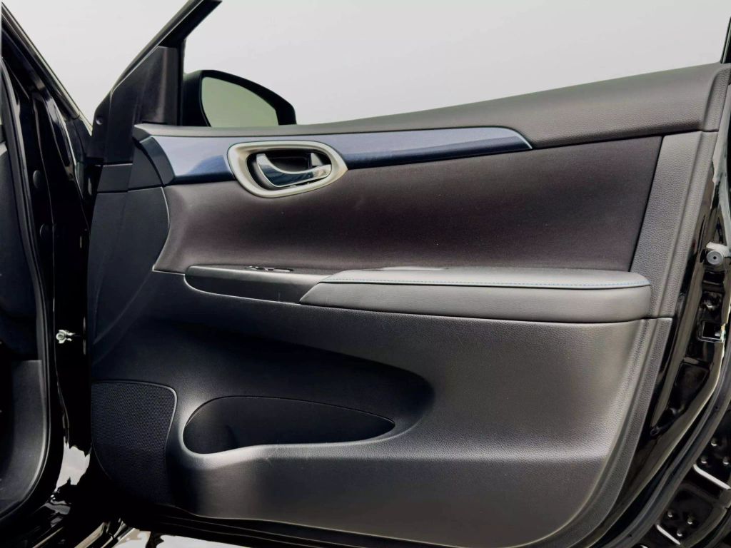 2019 NISSAN SENTRA SEDAN 4-CYL, 1.8 LITER SR SEDAN 4D