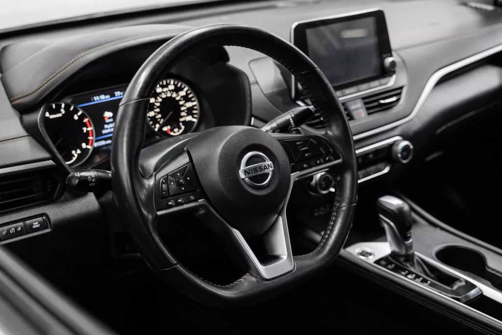 2022 NISSAN ALTIMA SEDAN 4-CYL, 2.5 LITER 2.5 SR SEDAN 4D