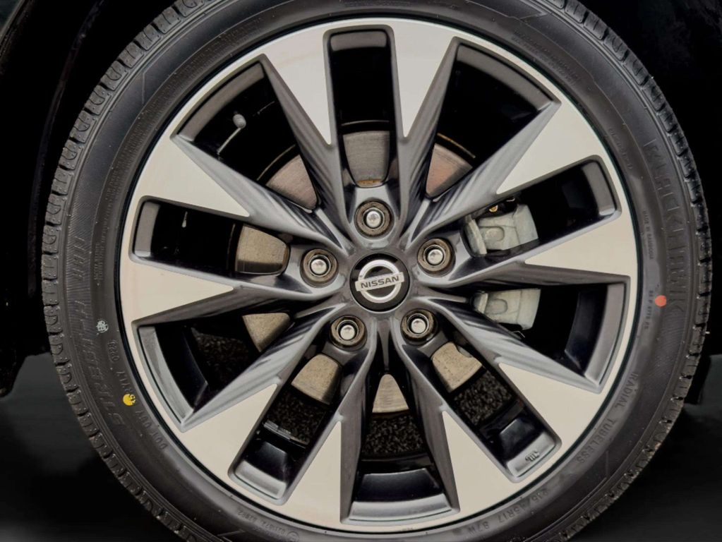 2019 NISSAN SENTRA SEDAN 4-CYL, 1.8 LITER SR SEDAN 4D