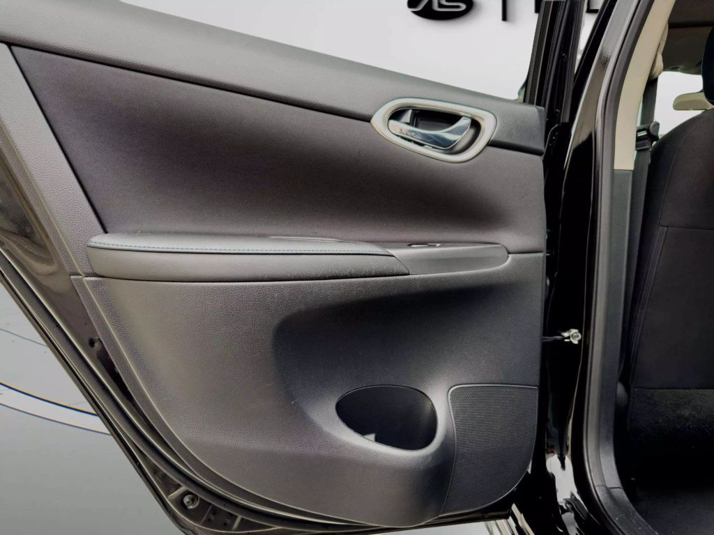 2019 NISSAN SENTRA SEDAN 4-CYL, 1.8 LITER SR SEDAN 4D