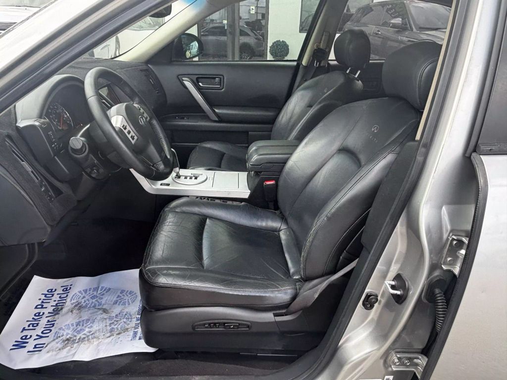 2004 INFINITI FX SUV V6, 3.5 LITER FX35 SPORT UTILITY 4D