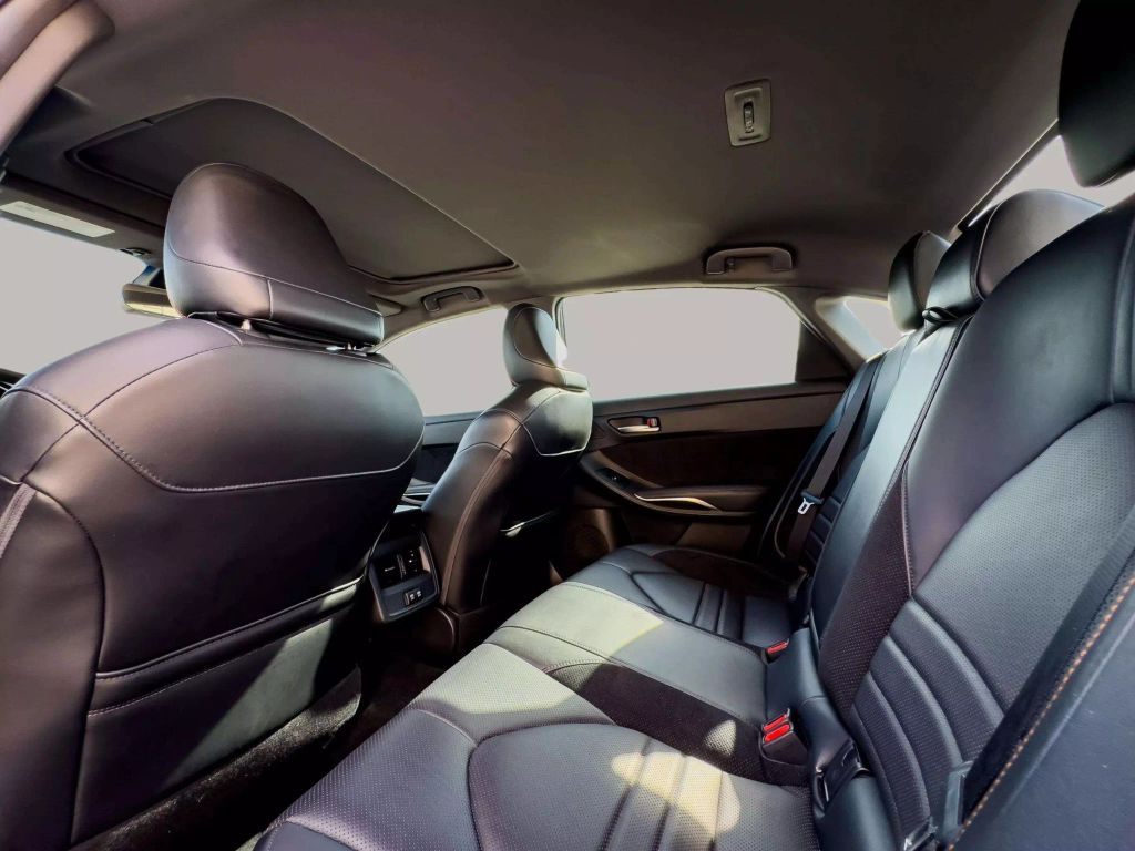 2019 TOYOTA AVALON SEDAN V6, 3.5 LITER XSE SEDAN 4D