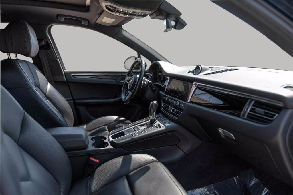 2021 PORSCHE MACAN SUV V6, TURBO, 3.0 LITER S SPORT UTILITY 4D