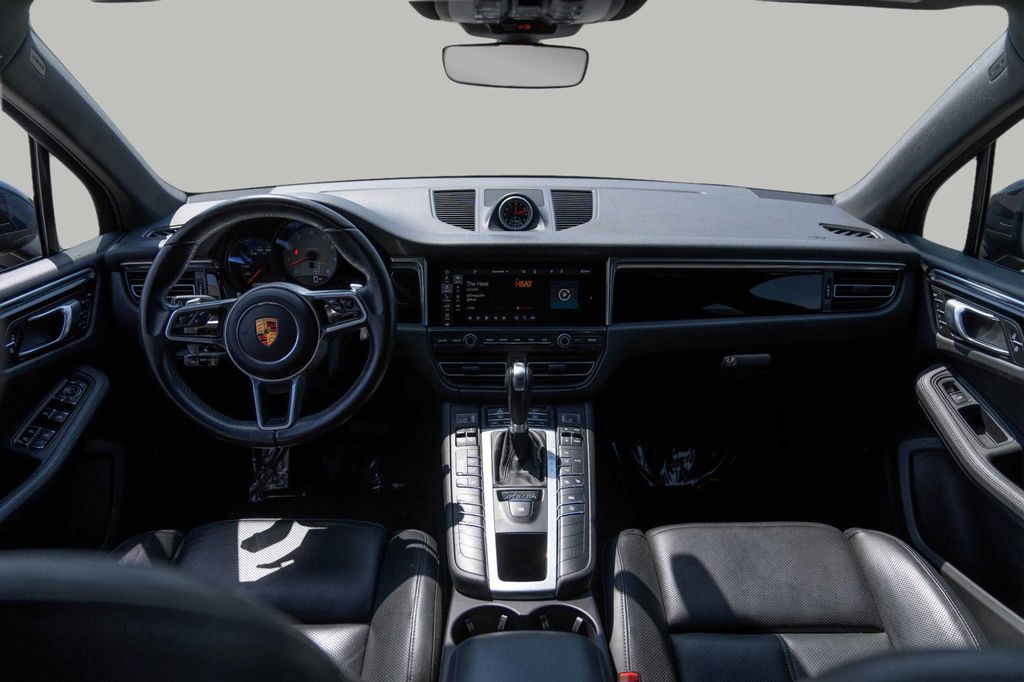 2021 PORSCHE MACAN SUV V6, TURBO, 3.0 LITER S SPORT UTILITY 4D
