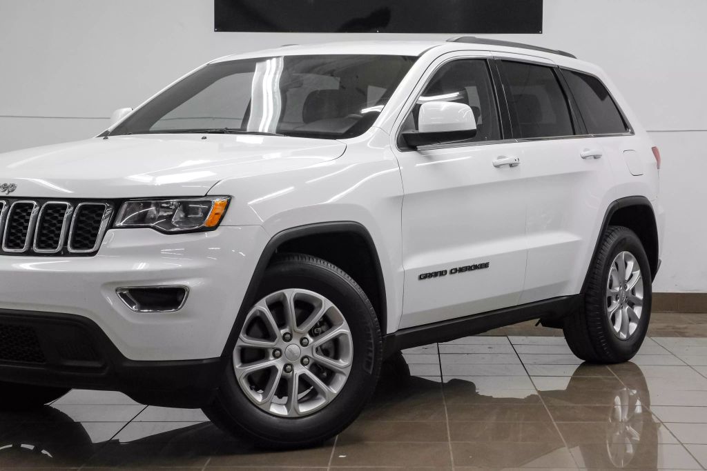 2021 JEEP GRAND CHEROKEE SUV V6, VVT, 3.6 LITER LAREDO X SPORT UTILITY 4D
